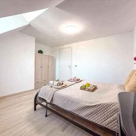 Lincoln Terzo Piano Al Mare Rif A534 * Porto d'Ascoli