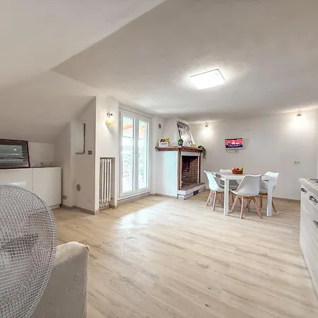 Lincoln Terzo Piano Al Mare Rif A534 * Porto d'Ascoli